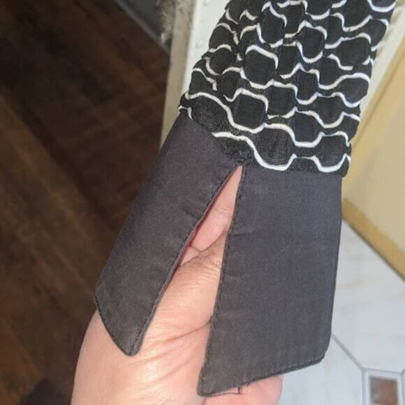 VINTAGE Montreal Desginer ELL JAY Unique Black and White Top Fits 14-16 - Picture 3 of 4